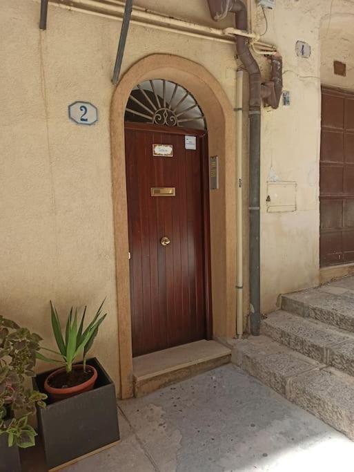 A Terrace In The Heart Of Palermo Apartman Kültér fotó